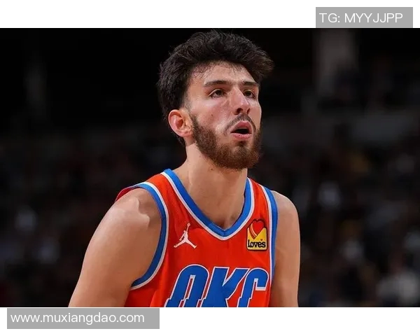 切特霍姆格伦的崛起之路：从新秀到NBA未来之星的蜕变与挑战