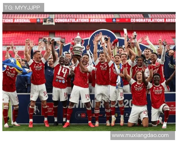 哈德斯菲尔德主场迎战阿森纳争夺英超宝贵积分的激烈对决