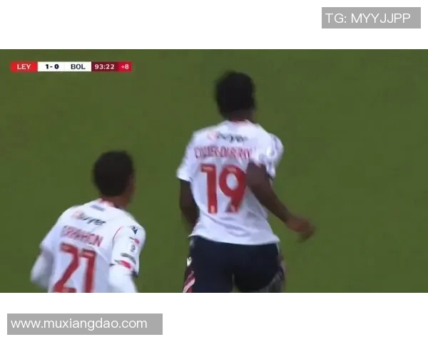 博尔顿与贝里精彩对决直播全程回顾与精彩瞬间分析 博尔顿与贝里精彩对决直播全程回顾与精彩瞬间分析