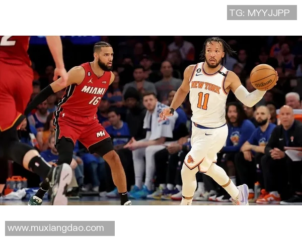 尼克斯与热火激战三月三十一日谁将赢得季后赛关键对决