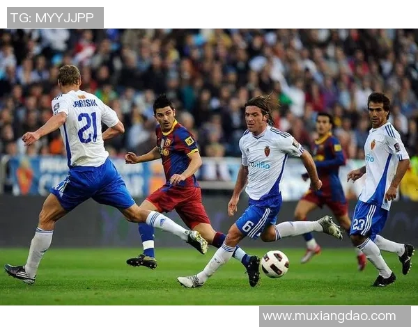 特温特主场迎战埃因霍温FC双方争夺积分势必激烈 特温特主场迎战埃因霍温FC双方争夺积分势必激烈