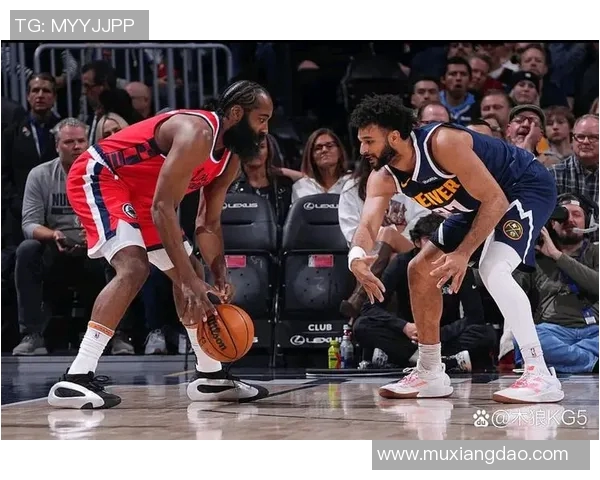 热火与勇士激战正酣10月18日NBA赛场火花四溅谁能笑到最后