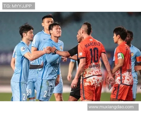 福冈黄蜂迎战山口雷诺力争主场胜利展现球队实力与斗志 福冈黄蜂迎战山口雷诺力争主场胜利展现球队实力与斗志