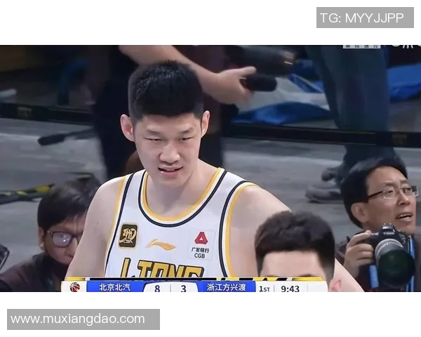 胡金秋：从青涩新星到CBA赛场的璀璨巨星之路