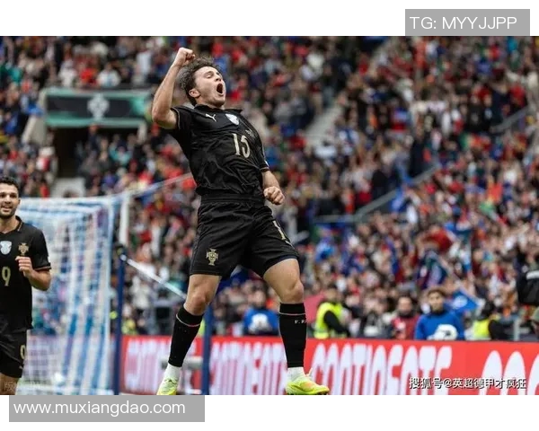 若昂内维斯的足球之路：从青训新星到职业赛场的崛起与挑战