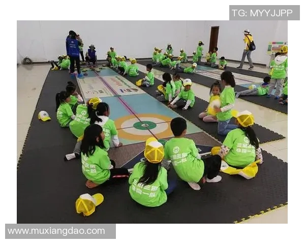 重庆攀岩队心理素质揭秘:挑战极限与自我超越的心路历程 重庆攀岩队心理素质揭秘:挑战极限与自我超越的心路历程