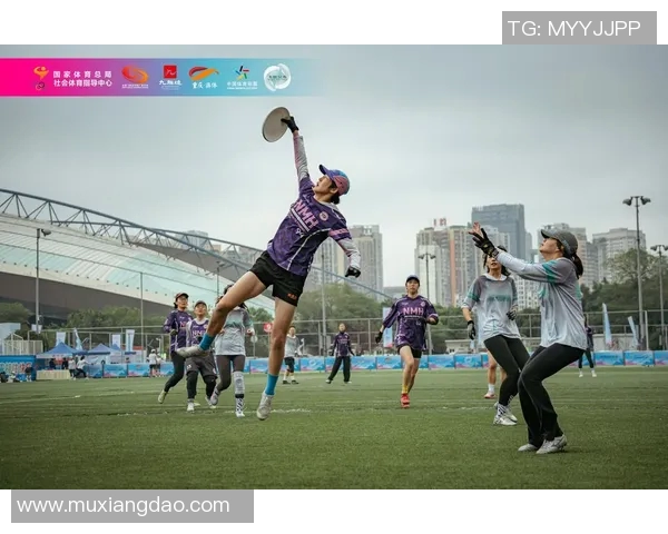 飞盘战术解析：北京飞盘队如何运用边路渗透提升比赛优势