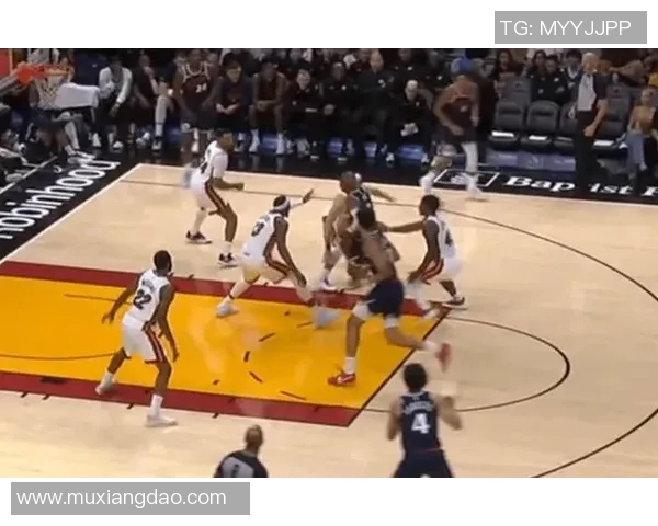 2010年热火与快船精彩对决全场录像回放及赛后分析 2010年热火与快船精彩对决全场录像回放及赛后分析