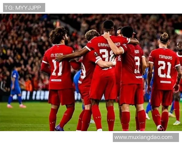 利物浦与拜仁激战正酣比分悬念引发球迷热议